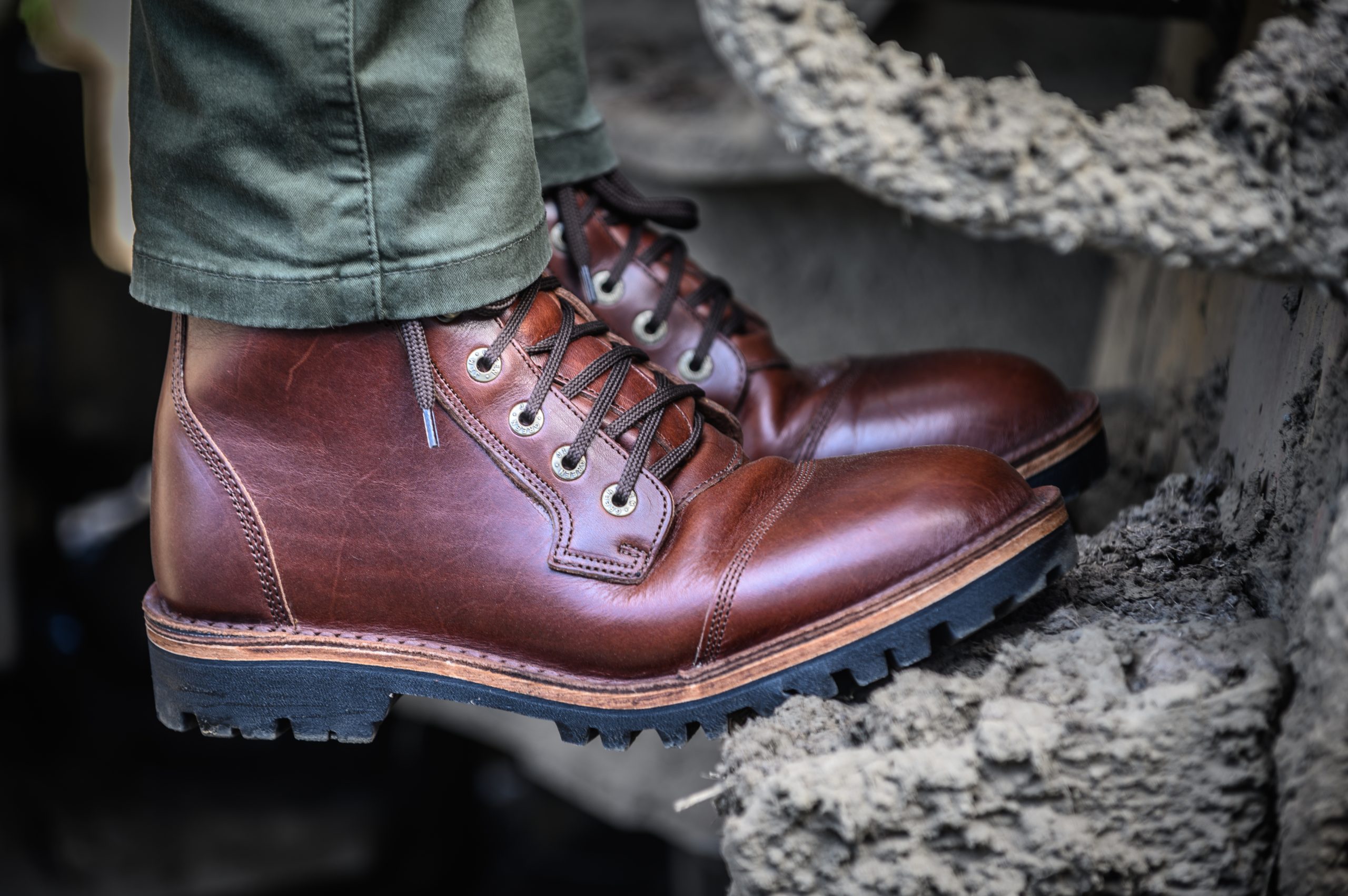 Walnut Veg Tan Jim Green Numzaan Boots | 6419825-ZP